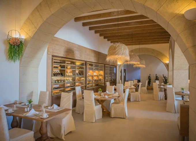 Majestic Elegance Costa Mujeres