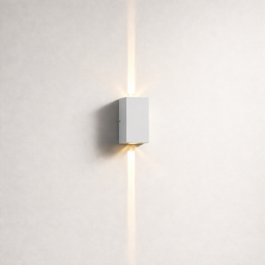 Celia Twin Beam 115 — aplique Tyrval sobre pared blanco cálido